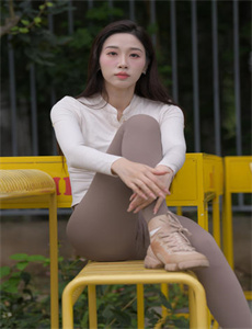 芭比与小凯莉：消失的生日
